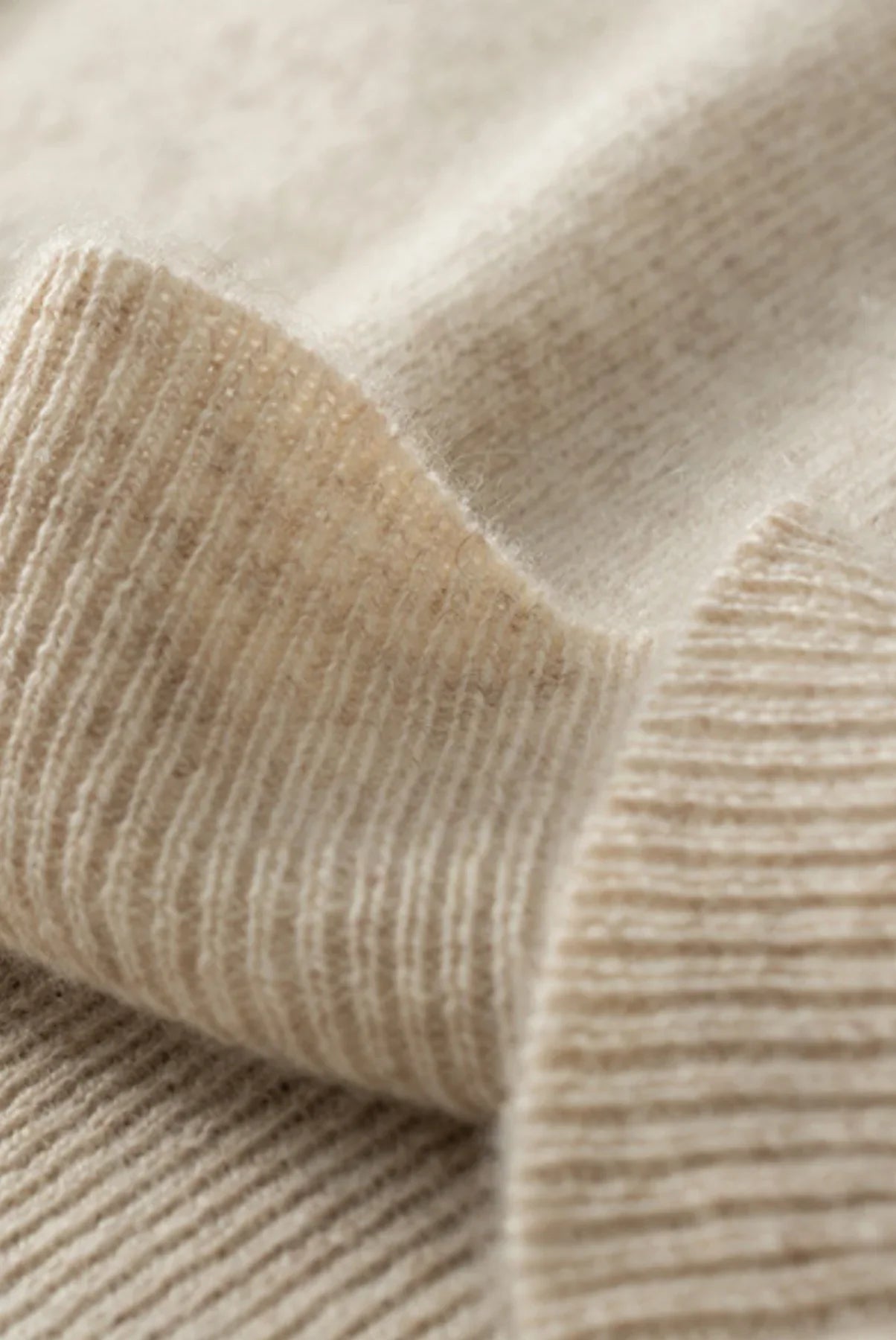 David - Luxe Cashmere Turtleneck Sweater for Men